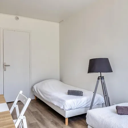 Ser2 Avec Wifi Et Parking Lägenhet